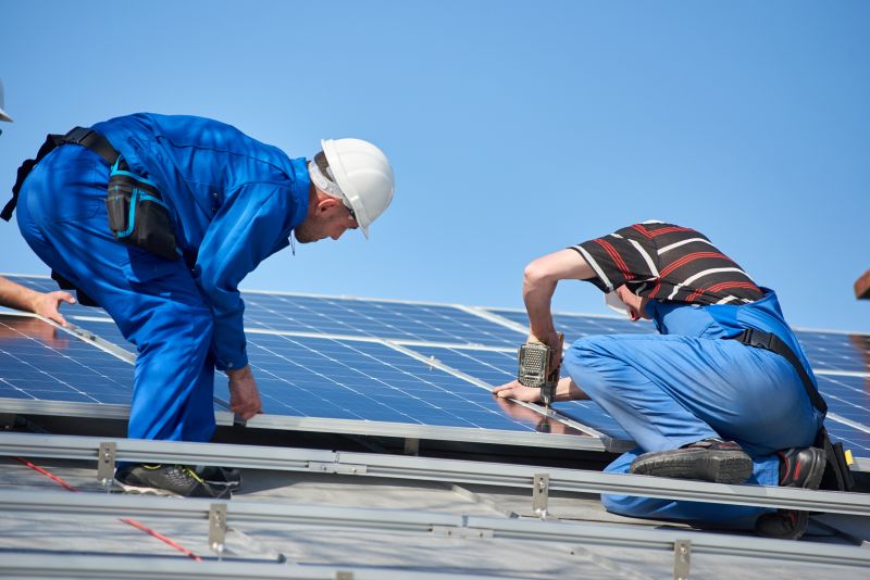 Solar Panel Maintenance & Repairs